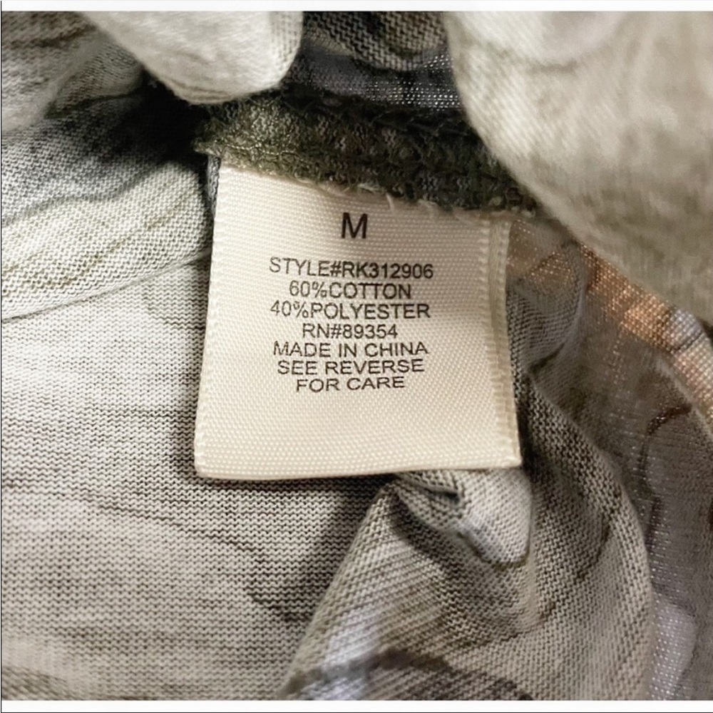 Nwt Ultra Flirt Camo Print Top - Picture 6 of 7